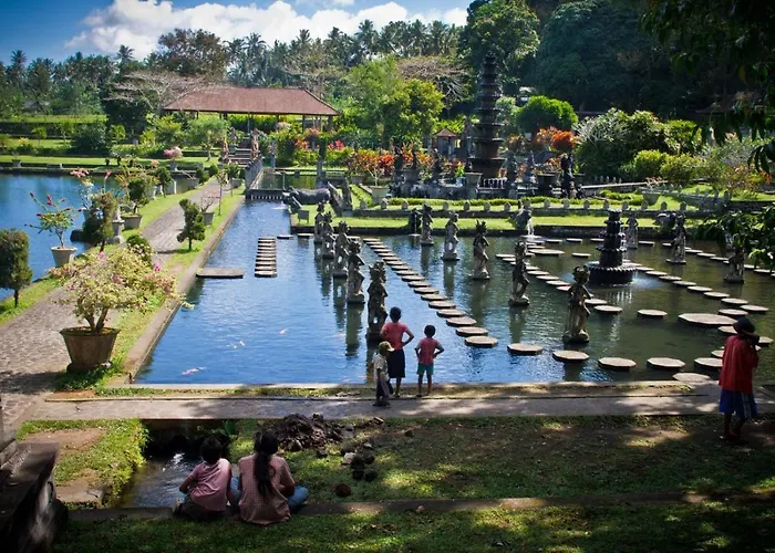 イン Dhangin Taman
