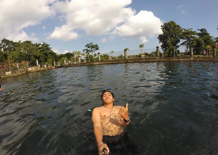 イン Dhangin Taman *