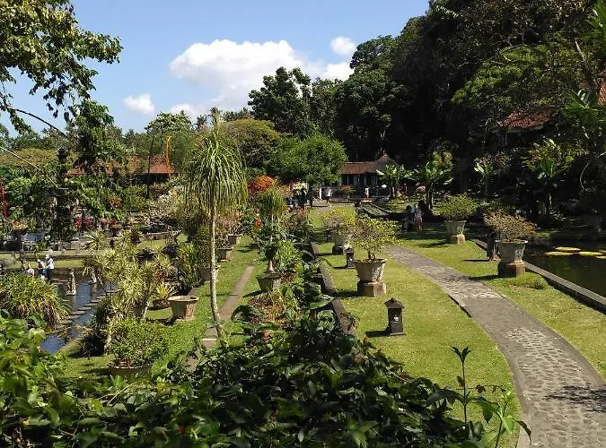 イン Dhangin Taman
