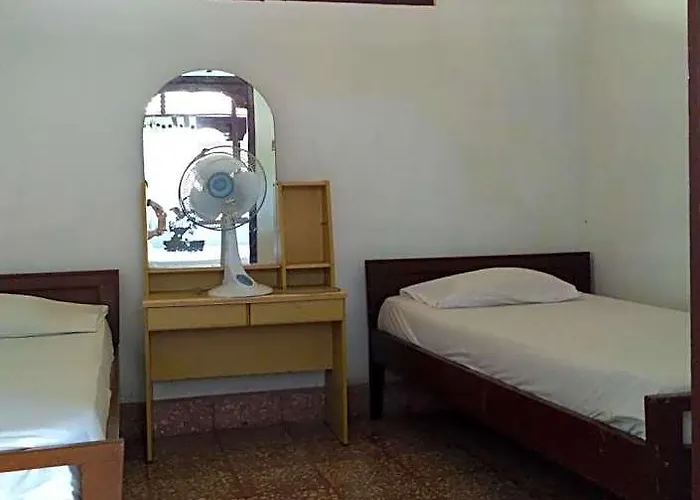 Dhangin Taman Karangasem